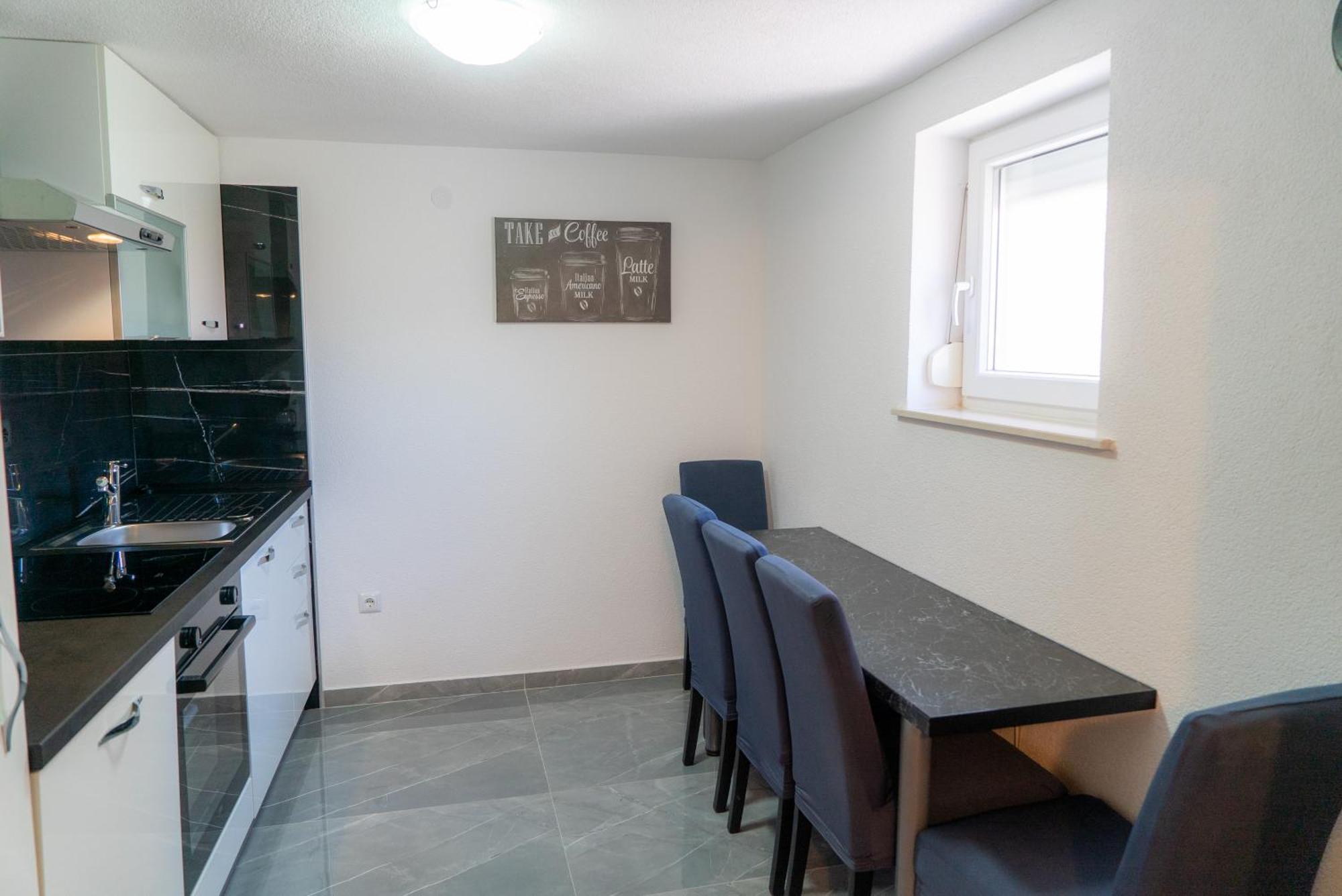 Apartments Zubcic Тисно Номер фото
